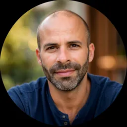 Olivier, auteur du guide Scroller VS Builder